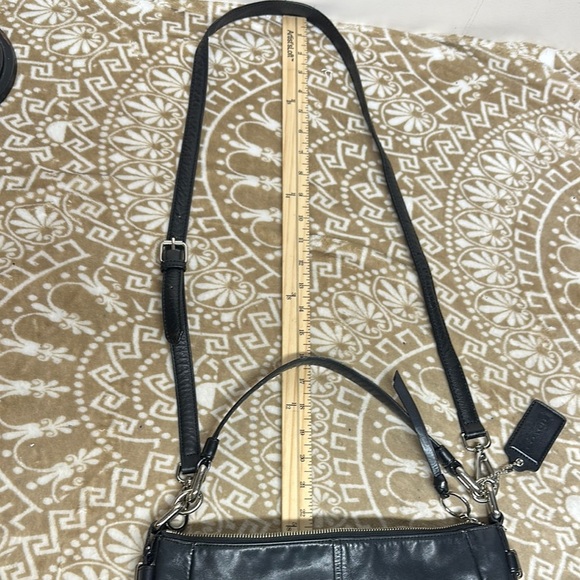 Coach Black Leather Hobo Bag with Adjustable Strap Wear Crossbody or Shoulder - Picture 13 of 16